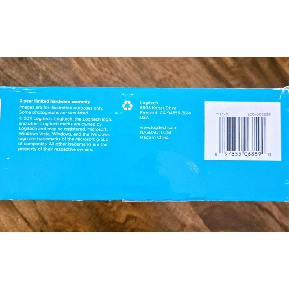 Logitech MK320 (920002836) Wireless Keyboard and Mouse Combo - New In Box